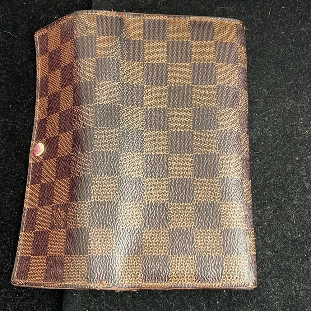 Louis Vuitton Damier Ebene Sarah Women Wallet. MA125 - Picture 4 of 13